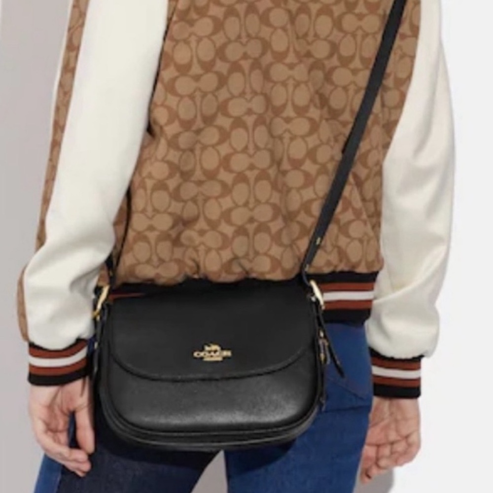 Coach Macie Saddle Bag Crossbody Pebble Leather Black